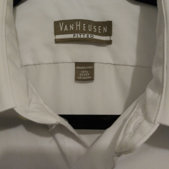 Van Heusen Men's White Long Sleeve Wrinkle Free Dress Shirt Neck 15.5 #M-11 - Picture 3 of 5